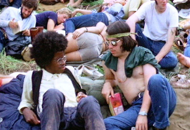 Derek Redmond and Paul Campbell, Two hippies at the Woodstock Festival, 1969. commons.wikimedia.org/wiki/File:Woodstock_redmond_hair.JPG (CC BY-SA 3.0)